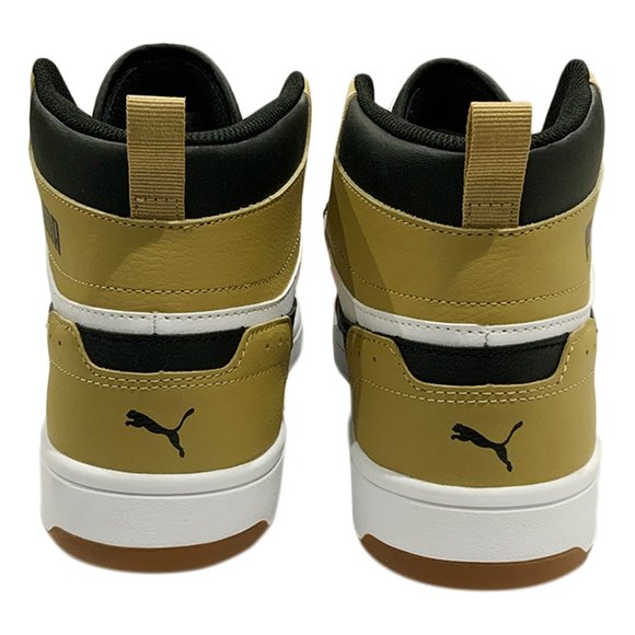 Athletic_Shoes